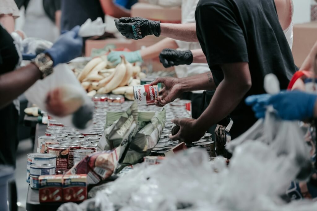 Community food assistance volunteers