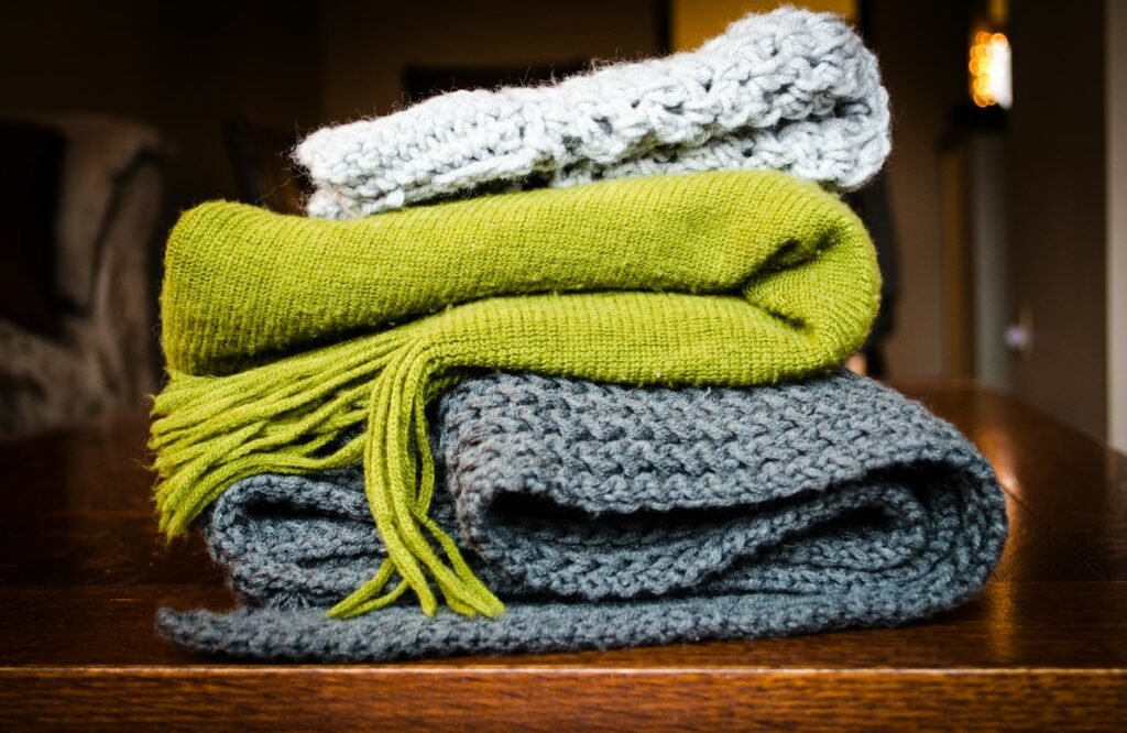 Warm blankets for shelter and housing support